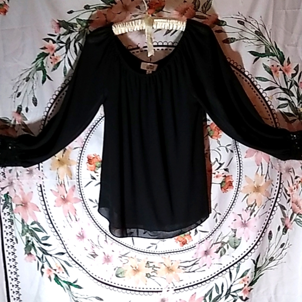 BADGLEY MISCHKA CHIFFON TOP